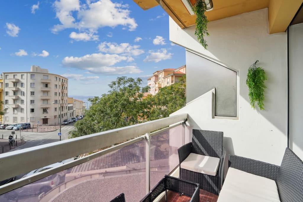 Charmant Appartement Vue Mer 7Eme - Plage 200M Marsiglia Esterno foto